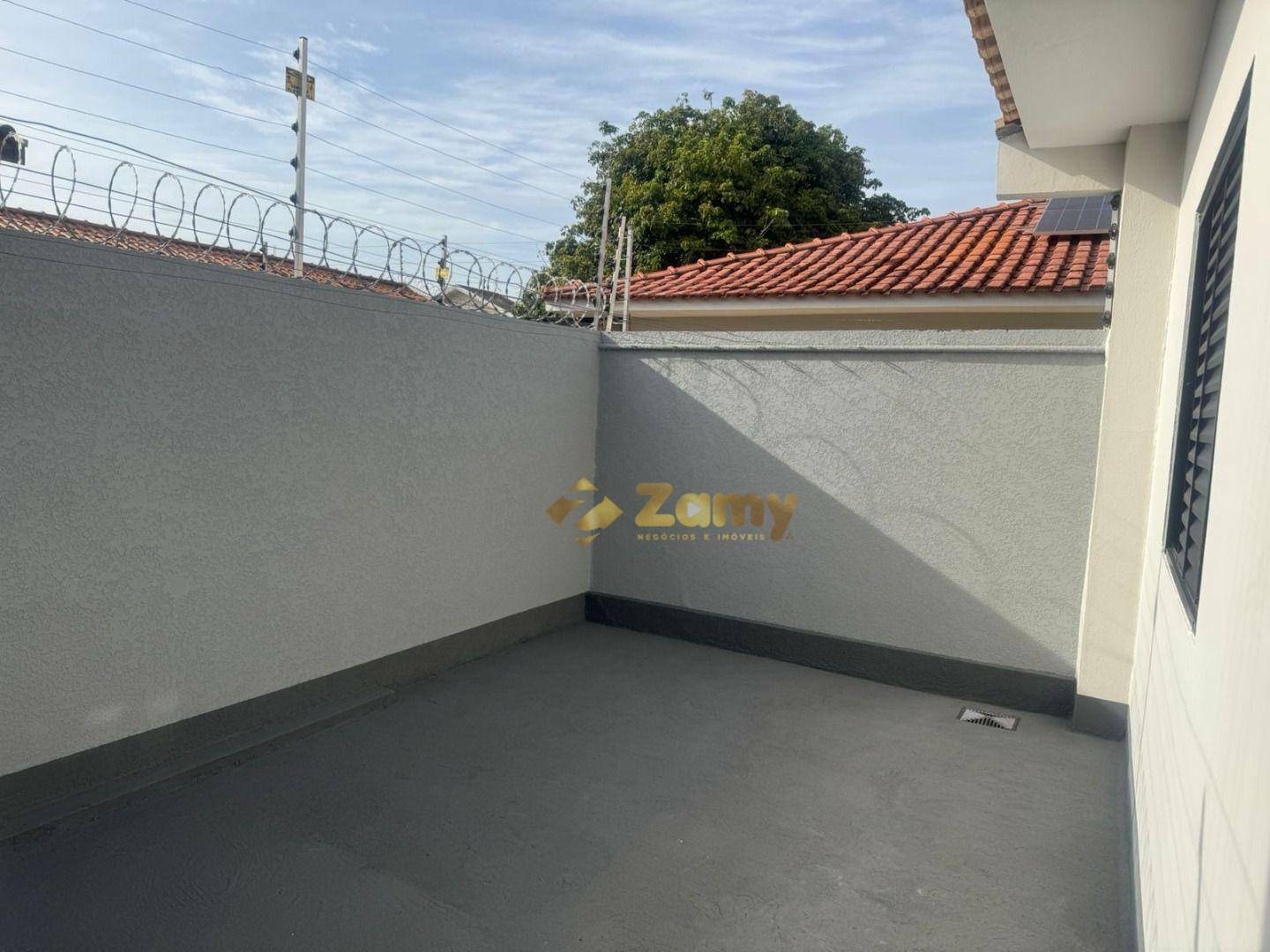 Casa à venda com 3 quartos, 232m² - Foto 10