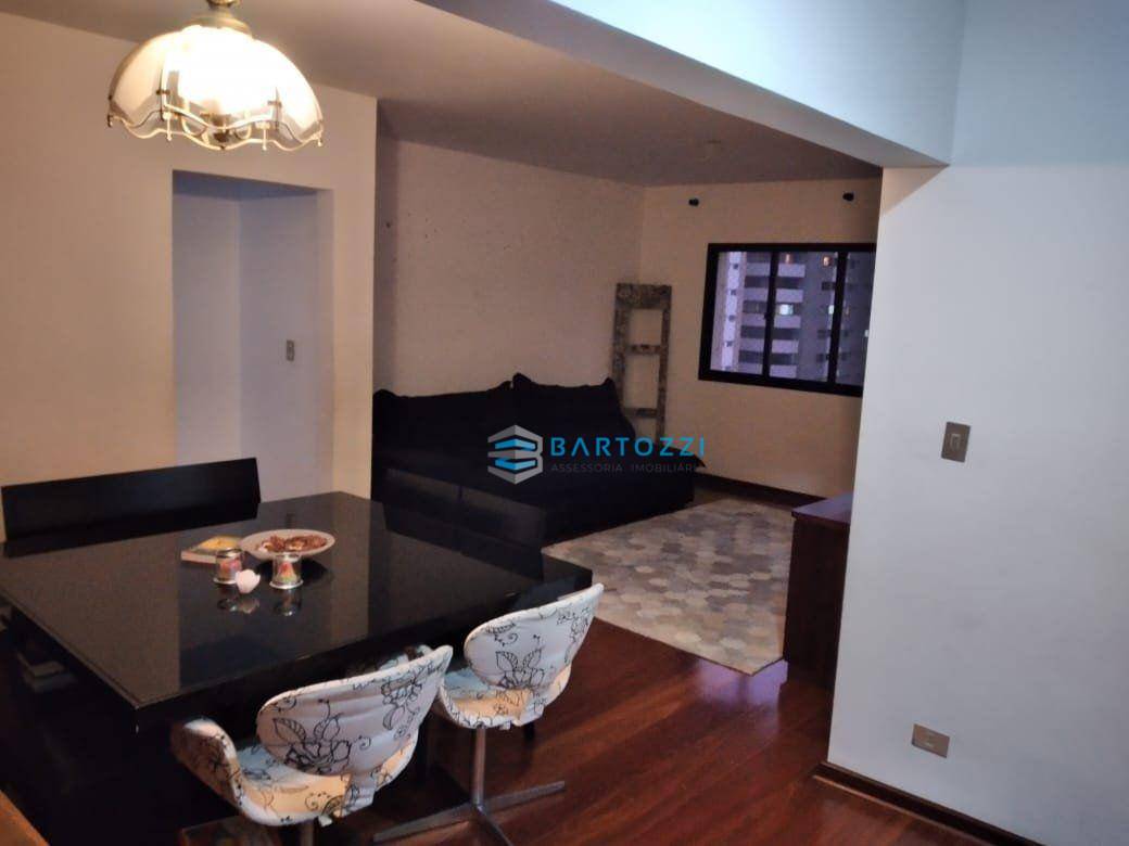 Apartamento à venda com 3 quartos, 117m² - Foto 1