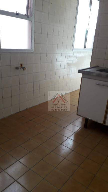 Apartamento à venda com 2 quartos, 59m² - Foto 5