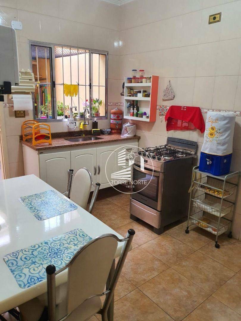 Sobrado à venda com 3 quartos, 82m² - Foto 6