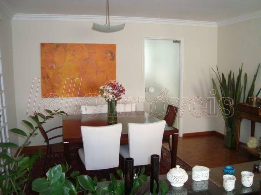 Apartamento para alugar com 3 quartos, 140m² - Foto 2