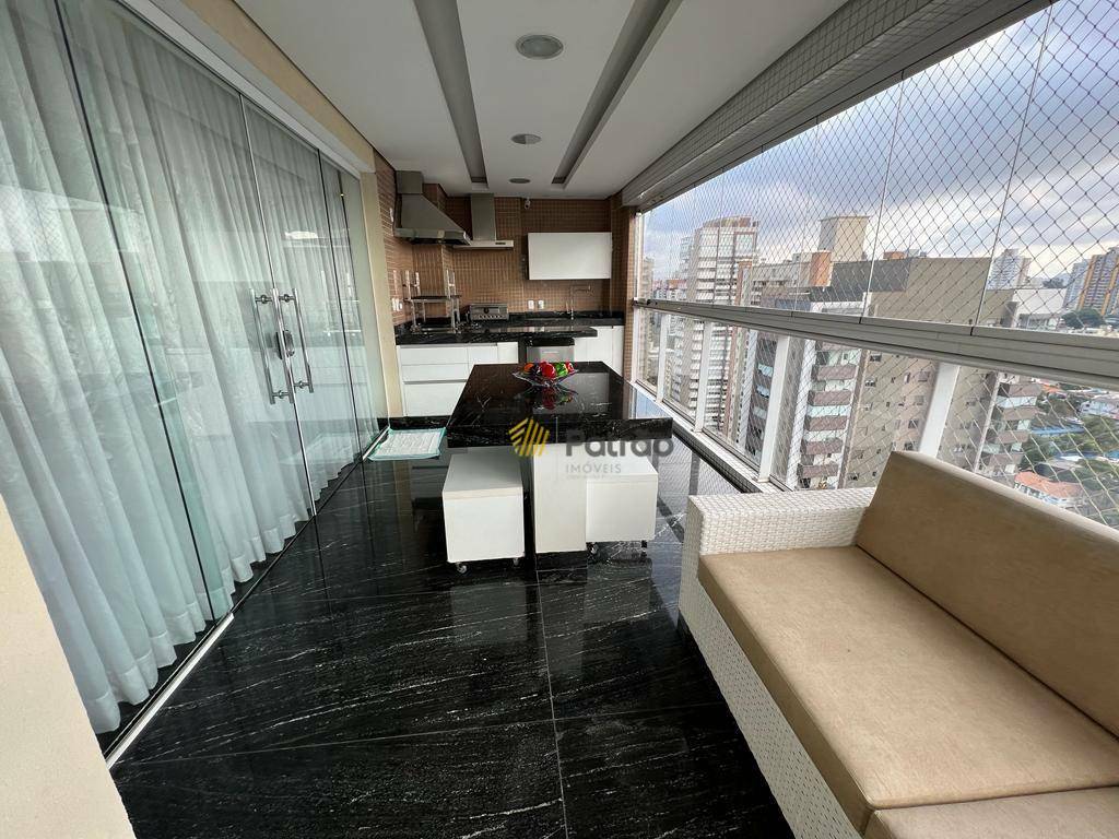 Apartamento à venda com 3 quartos, 227m² - Foto 16