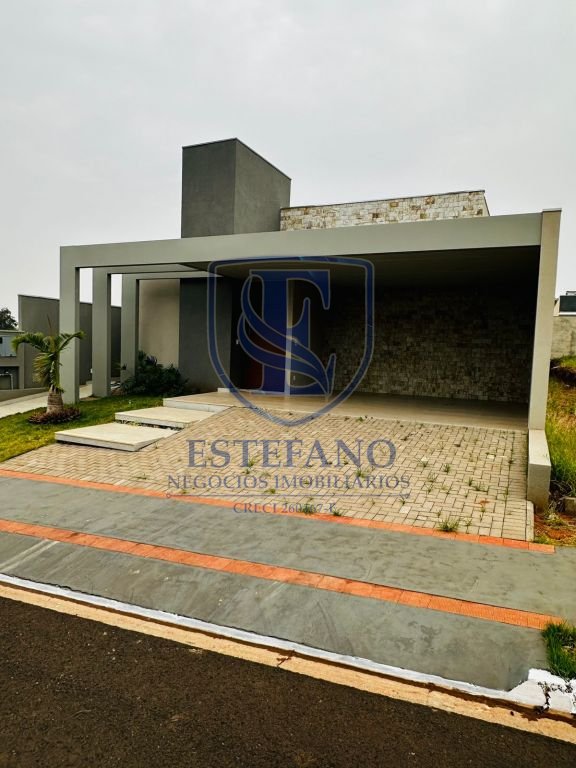 Casa à venda com 3 quartos, 366m² - Foto 1