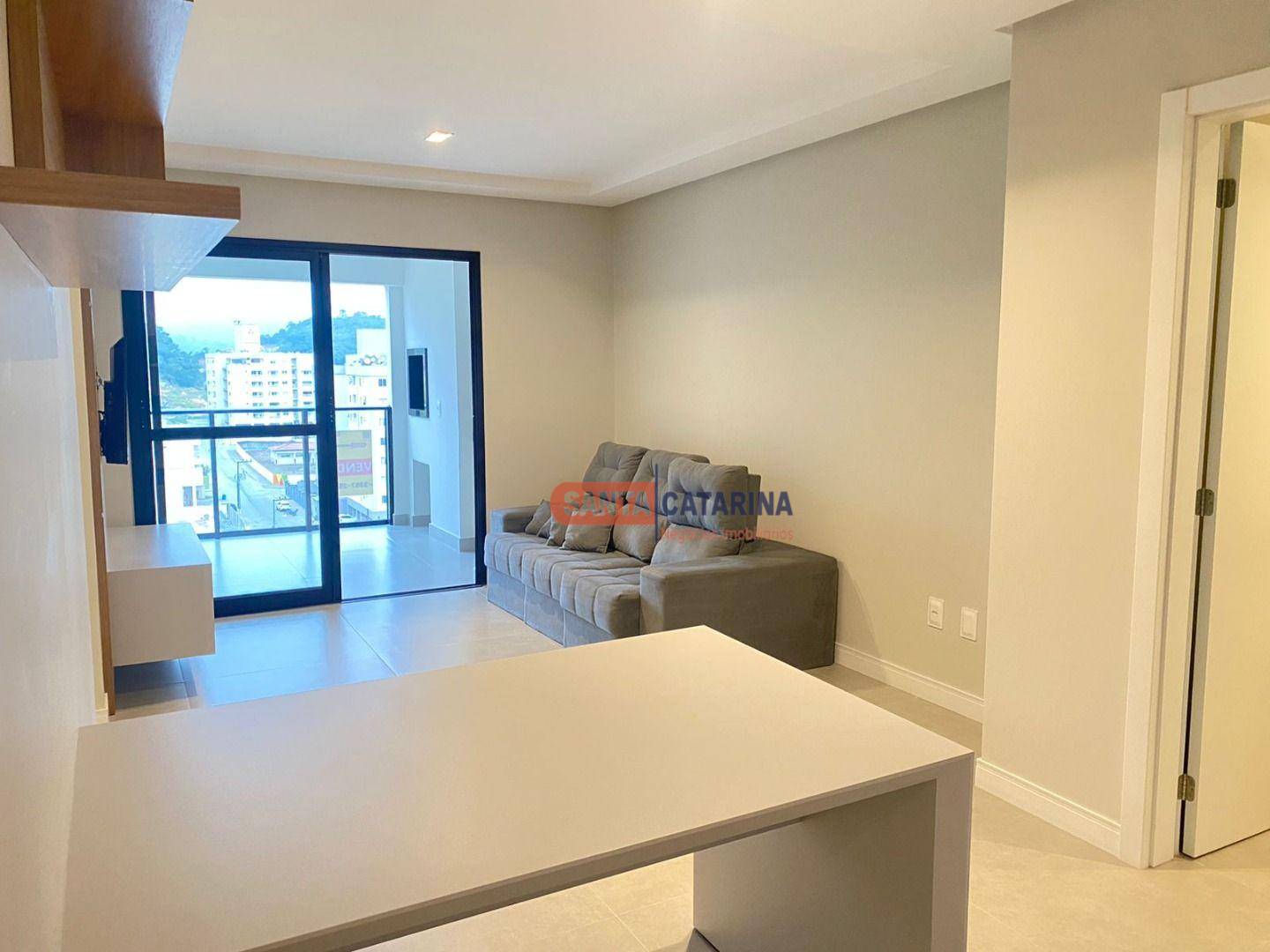 Apartamento à venda e aluguel com 2 quartos, 75m² - Foto 3