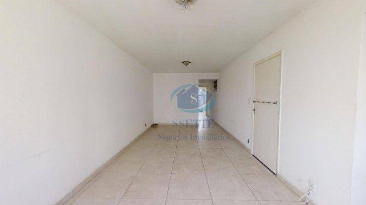 Apartamento à venda com 2 quartos, 87m² - Foto 2