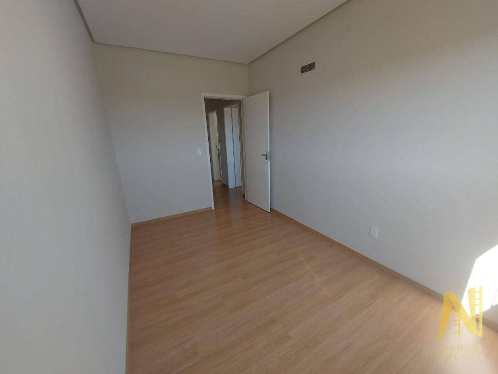 Casa à venda com 3 quartos, 110m² - Foto 11