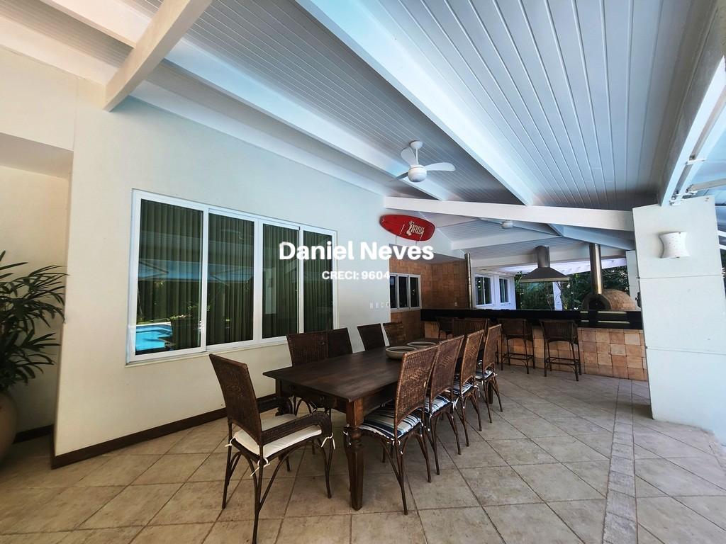 Casa de Condomínio à venda com 6 quartos, 750m² - Foto 8
