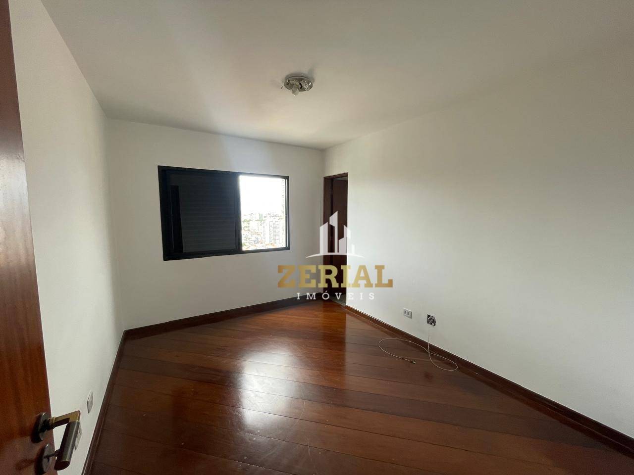 Apartamento à venda com 3 quartos, 157m² - Foto 13