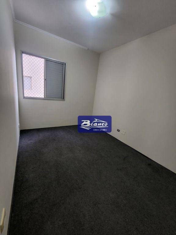 Apartamento à venda e aluguel com 2 quartos, 60m² - Foto 9