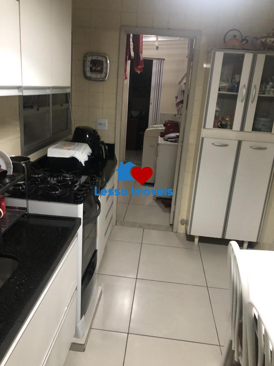 Apartamento à venda com 2 quartos, 90m² - Foto 18