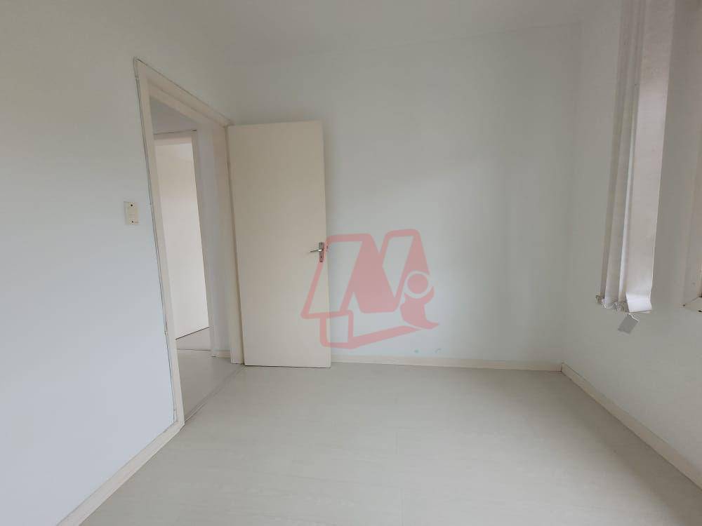 Apartamento à venda com 2 quartos, 70m² - Foto 14