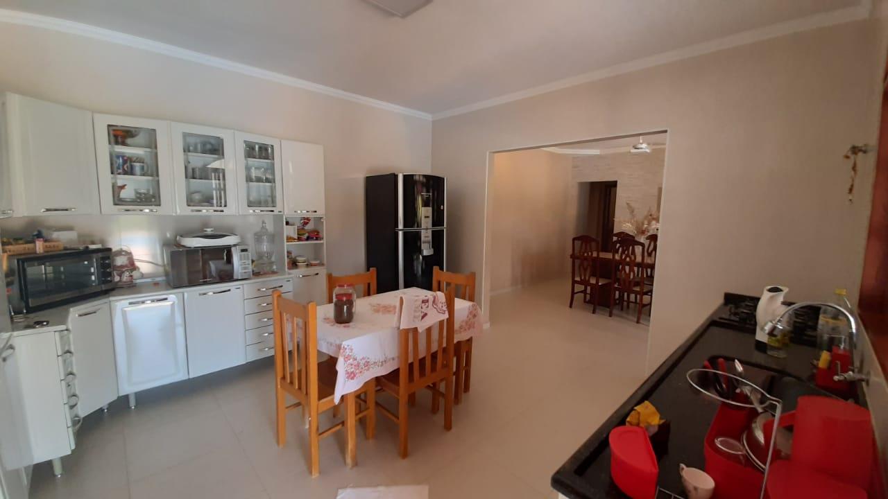 Casa à venda com 3 quartos, 400m² - Foto 19