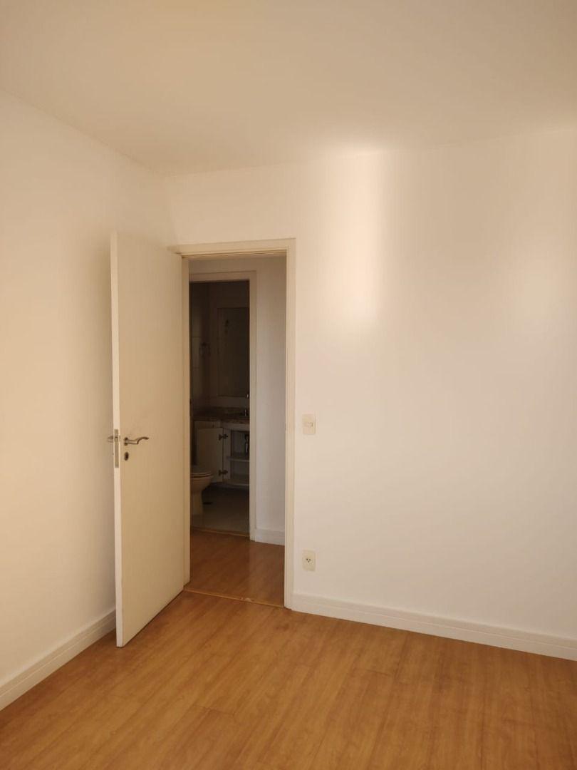 Apartamento para alugar com 3 quartos, 90m² - Foto 19