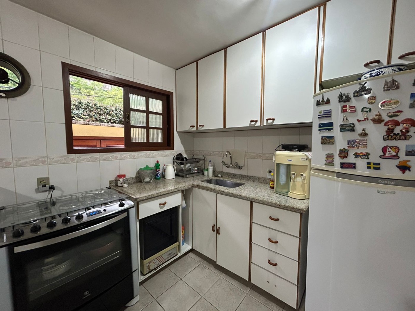 Casa à venda com 4 quartos, 109m² - Foto 19