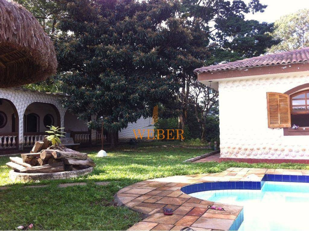 Casa à venda e aluguel com 5 quartos, 1800m² - Foto 24