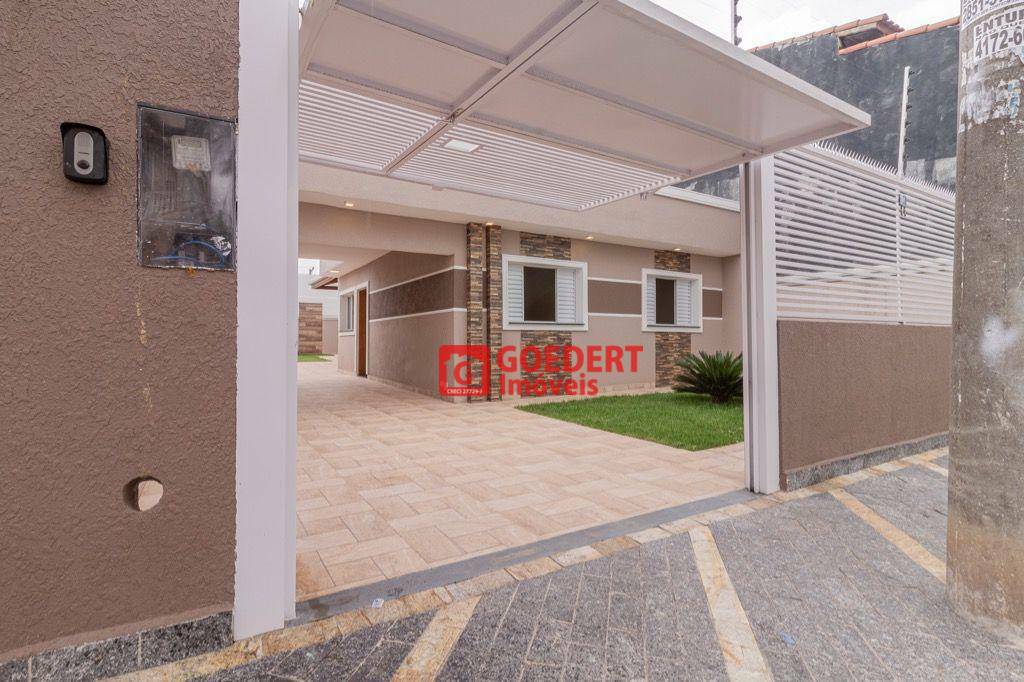 Casa à venda com 3 quartos, 109m² - Foto 5