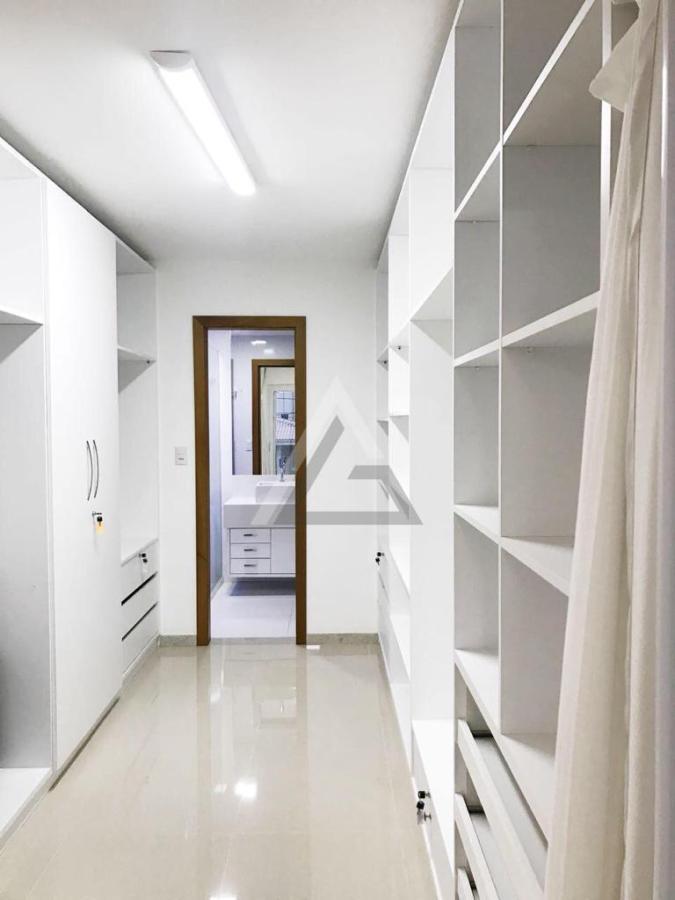 Casa de Condomínio à venda com 5 quartos, 525m² - Foto 12