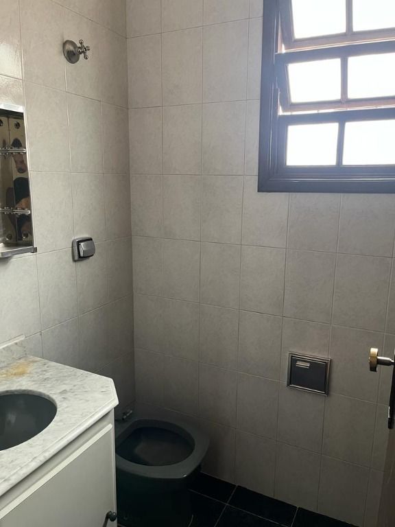 Sobrado à venda com 3 quartos, 232m² - Foto 20