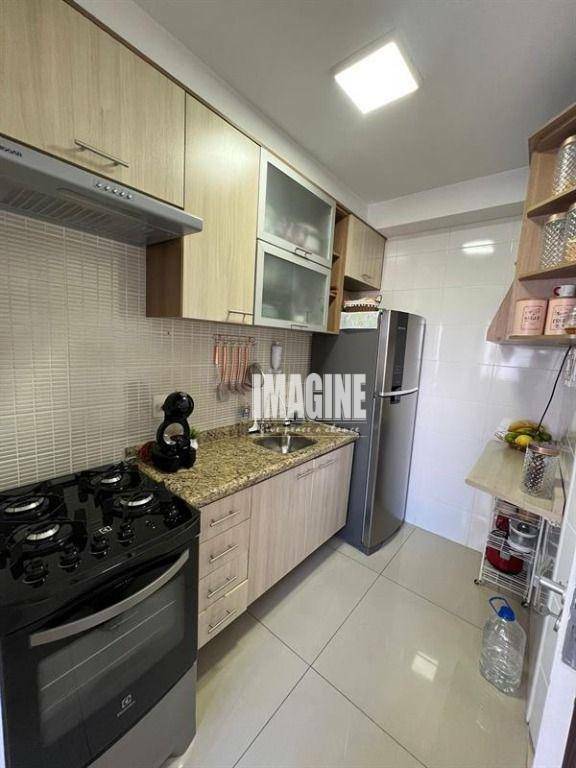 Apartamento à venda com 2 quartos, 45m² - Foto 18