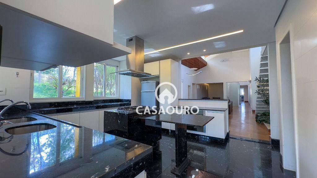 Casa de Condomínio à venda com 4 quartos, 397m² - Foto 13