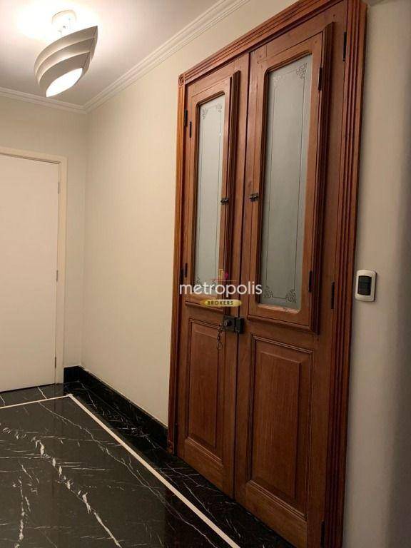 Apartamento à venda com 3 quartos, 217m² - Foto 23