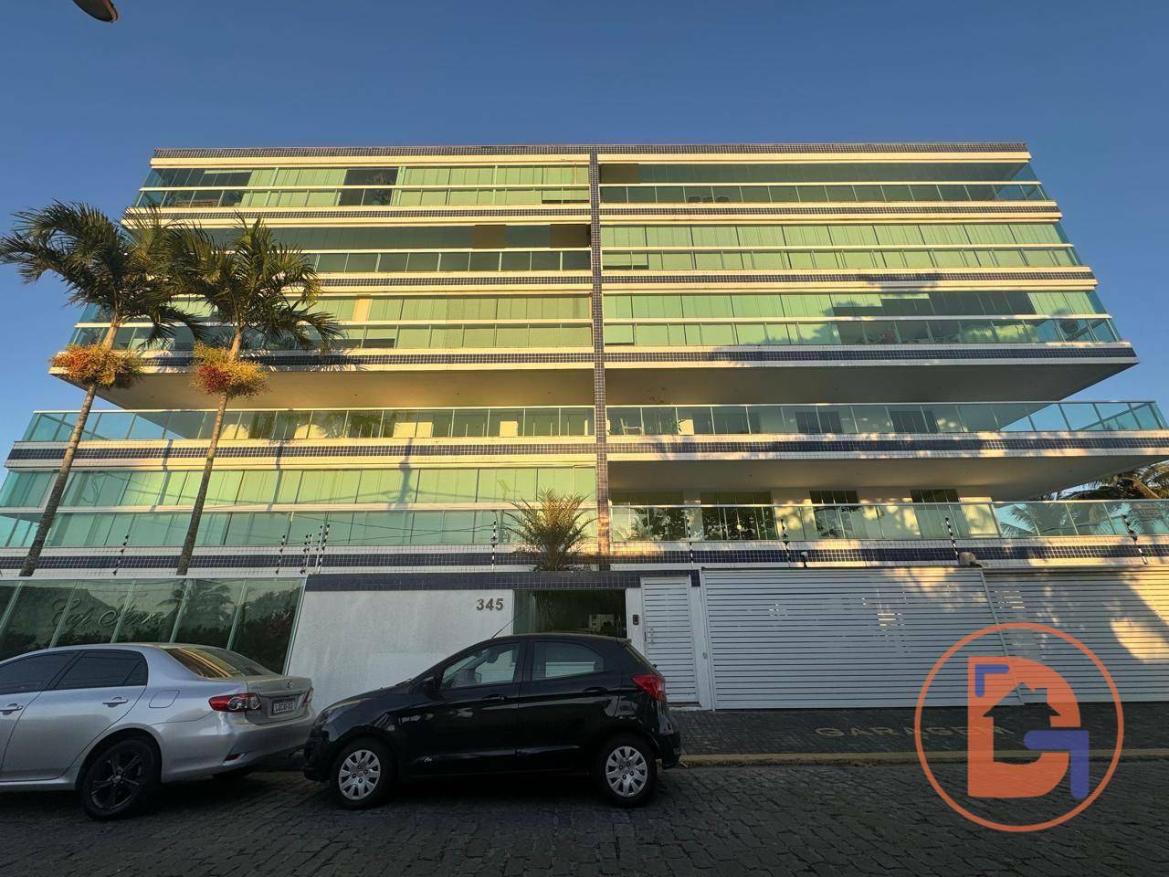 Apartamento à venda com 3 quartos, 152m² - Foto 2