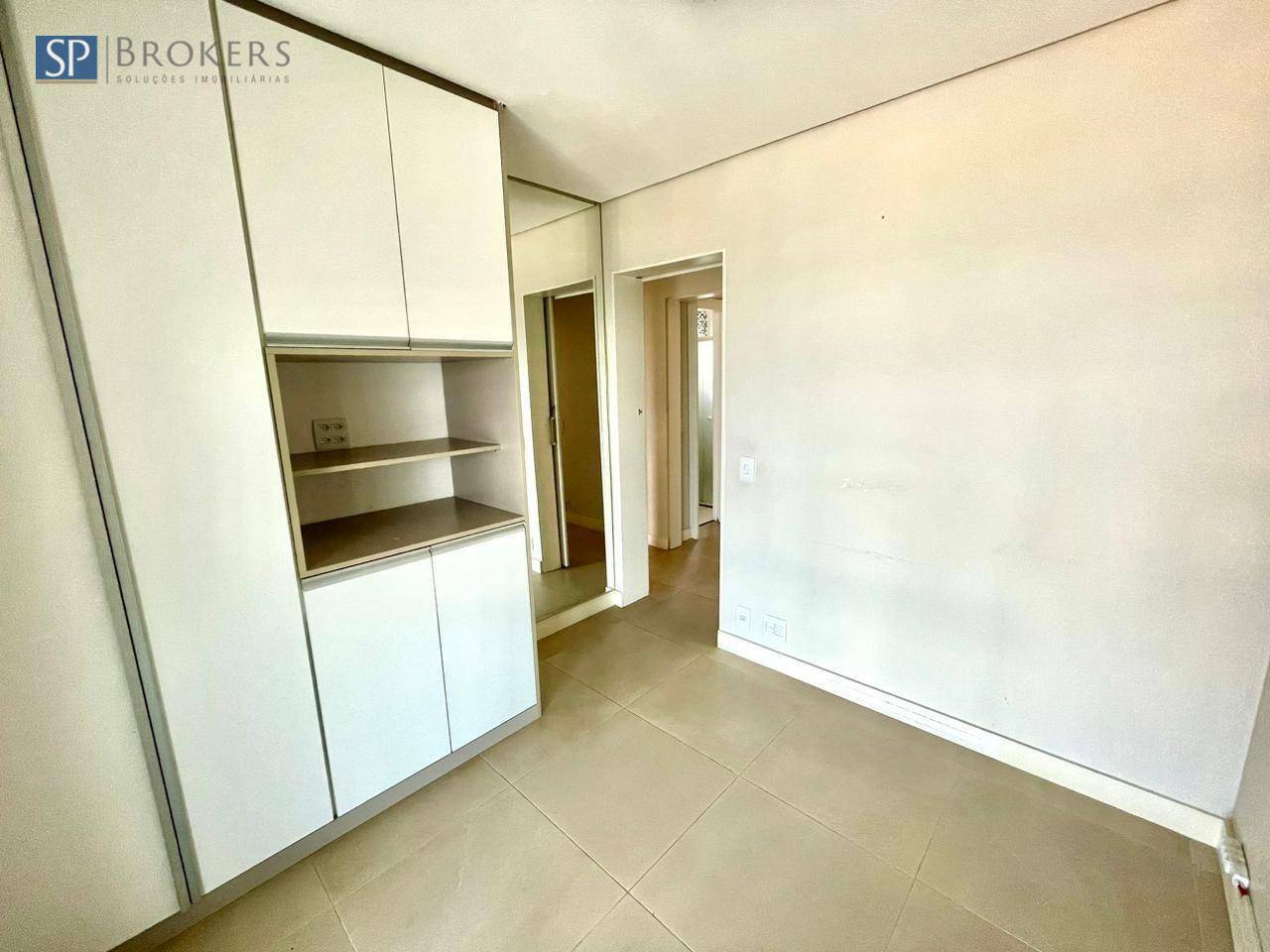 Apartamento à venda com 4 quartos, 137m² - Foto 15