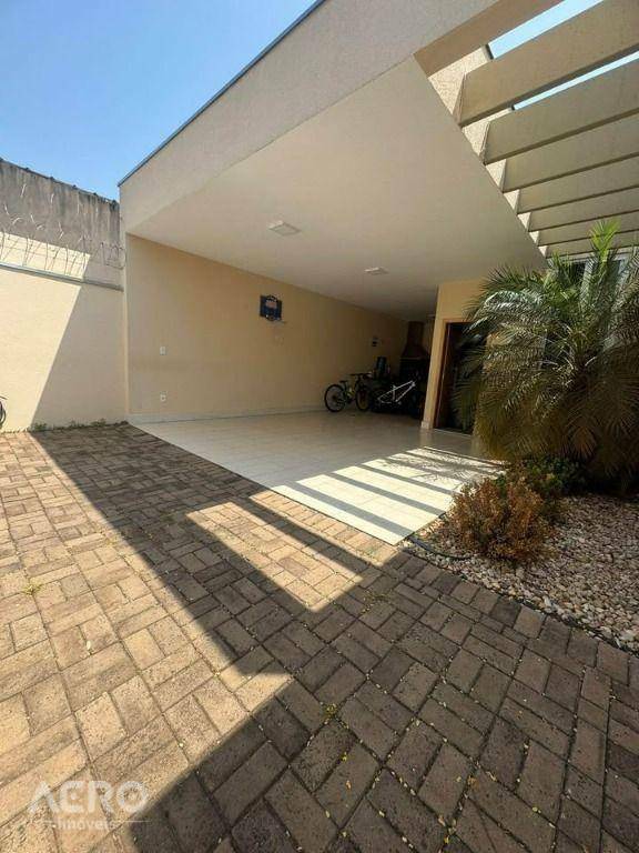 Casa à venda e aluguel com 3 quartos, 119m² - Foto 14