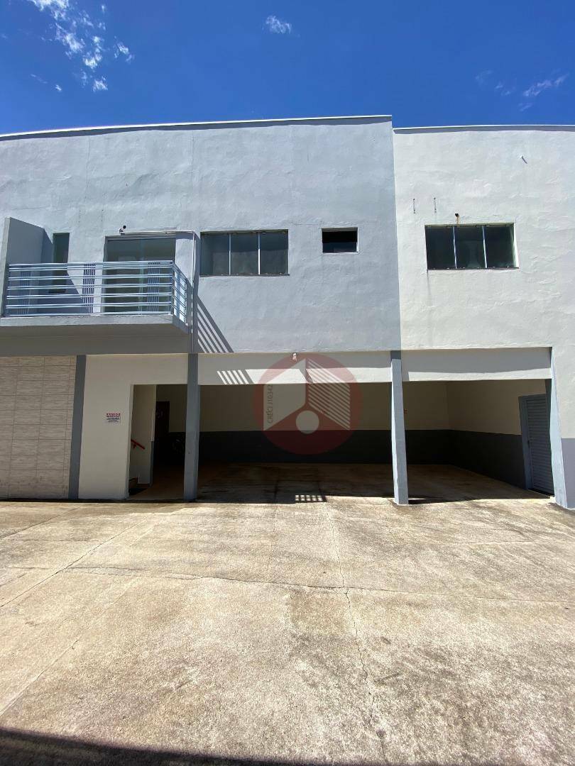 Apartamento para alugar com 2 quartos, 70m² - Foto 13