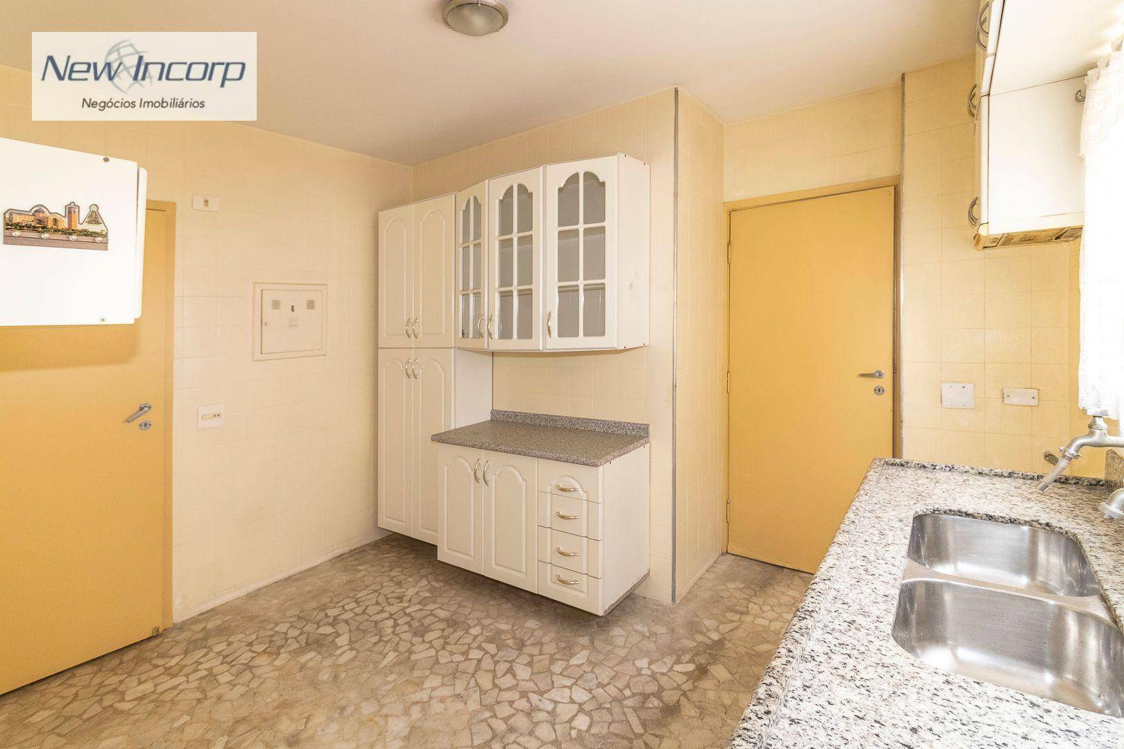 Apartamento à venda com 2 quartos, 105m² - Foto 4