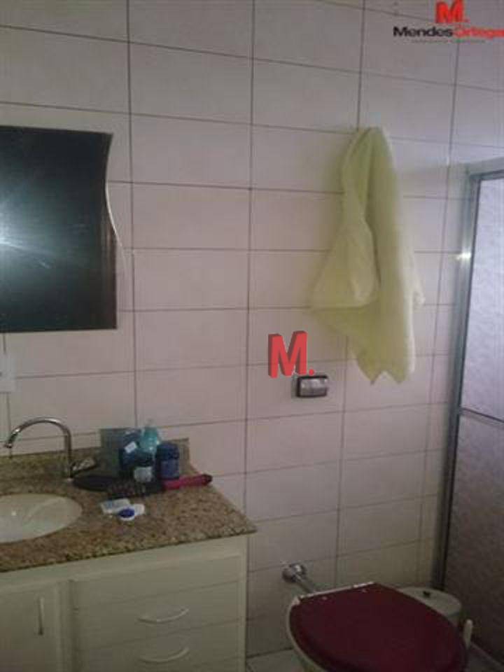 Apartamento à venda com 3 quartos, 87m² - Foto 10