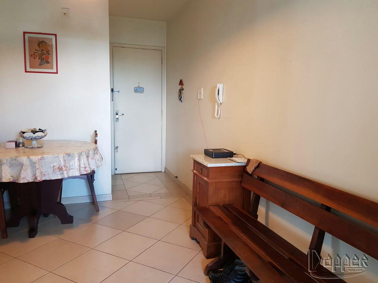 Apartamento à venda com 3 quartos, 145m² - Foto 2