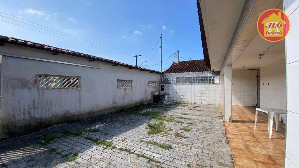 Casa à venda com 3 quartos, 100m² - Foto 8