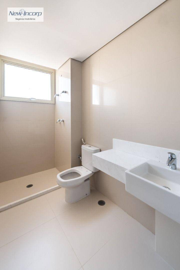 Apartamento à venda com 5 quartos, 225m² - Foto 19