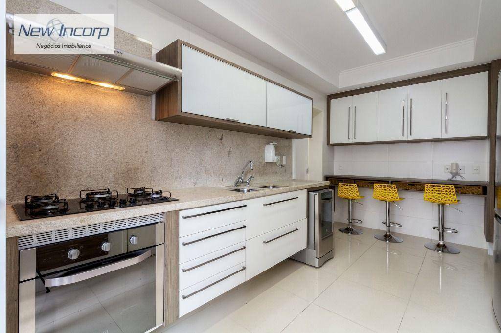 Apartamento à venda com 3 quartos, 156m² - Foto 11