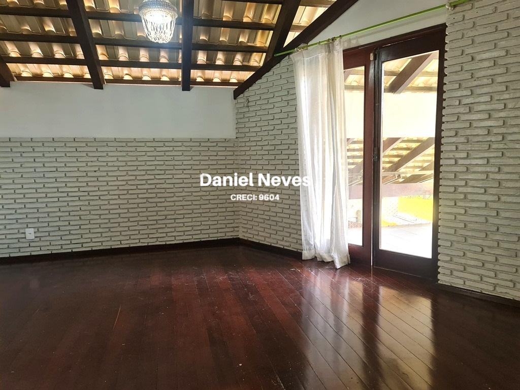 Casa à venda com 4 quartos, 334m² - Foto 26