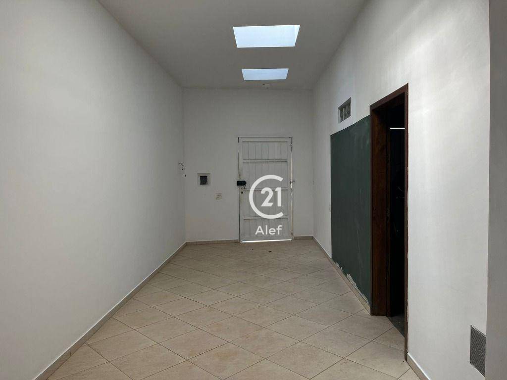 Casa à venda e aluguel com 3 quartos, 359m² - Foto 5