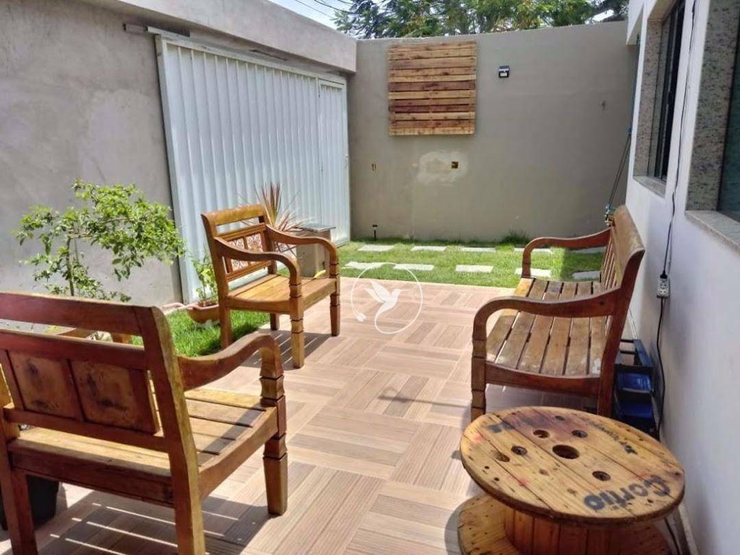 Casa à venda com 3 quartos, 120m² - Foto 3