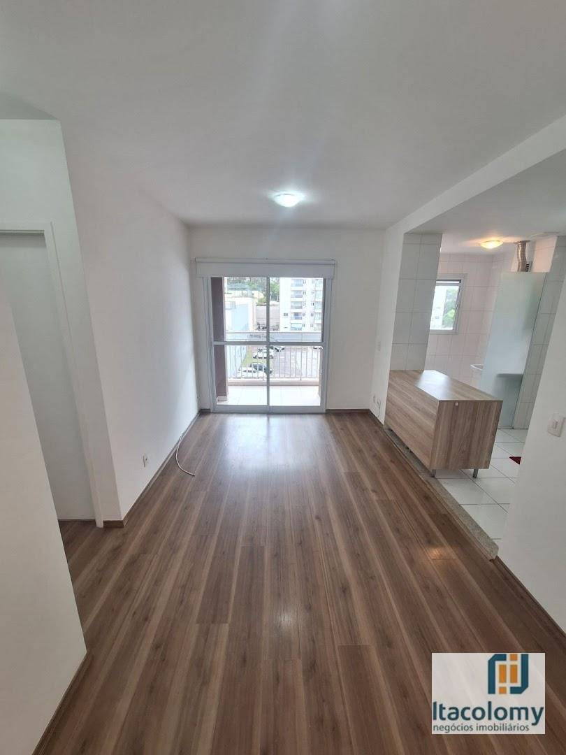 Apartamento para alugar com 1 quarto, 63m² - Foto 1