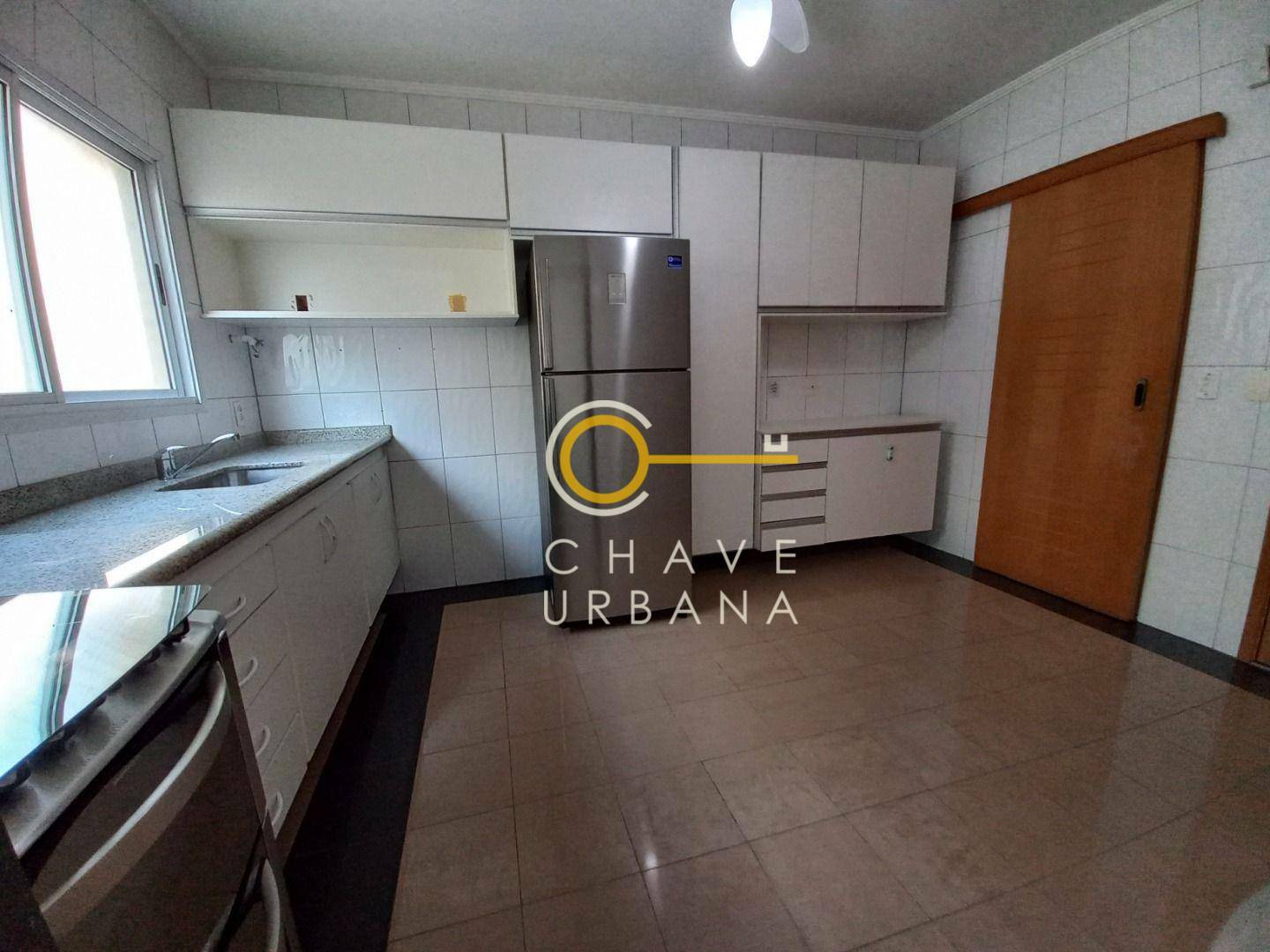 Apartamento à venda e aluguel com 3 quartos, 140m² - Foto 8