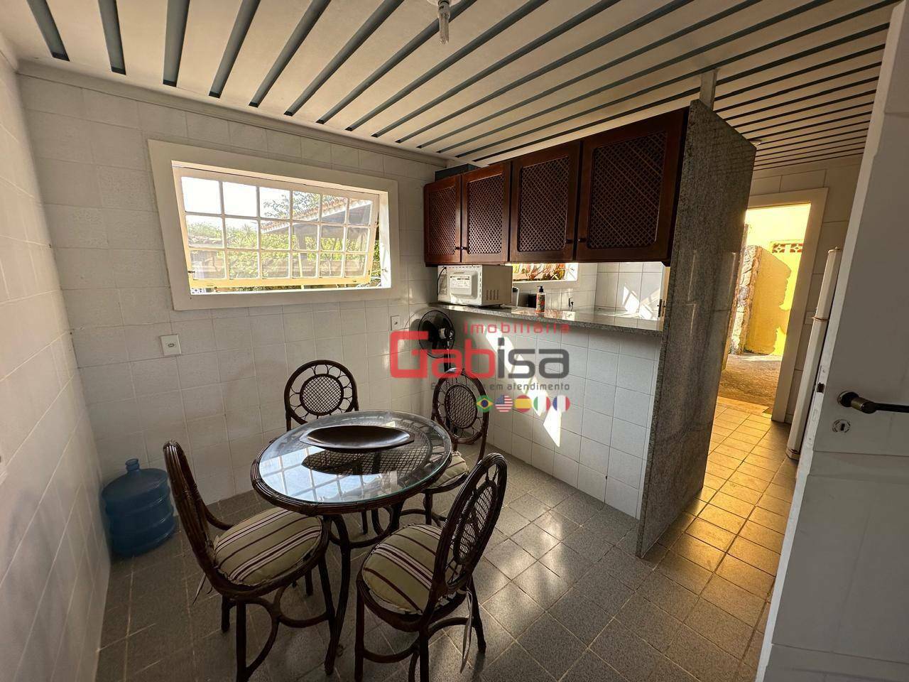 Casa para alugar com 4 quartos, 348m² - Foto 18