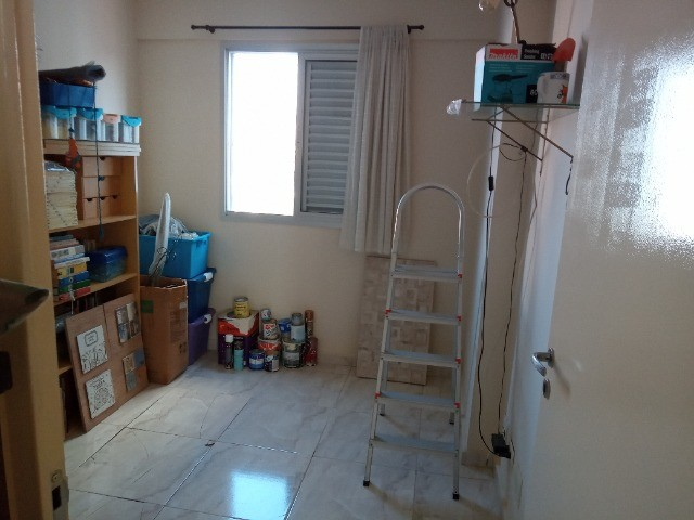 Apartamento à venda com 3 quartos, 60m² - Foto 2