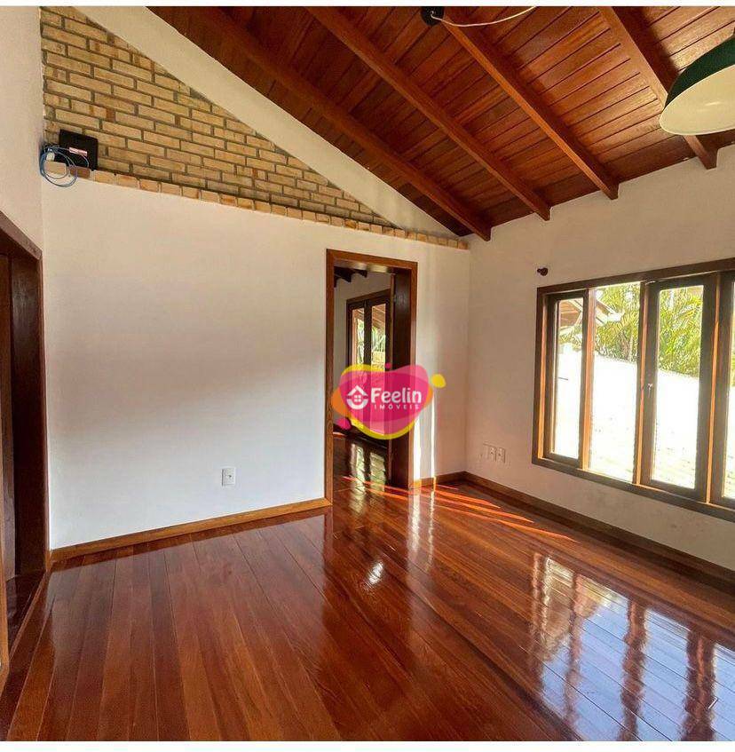 Casa à venda com 3 quartos, 180m² - Foto 12