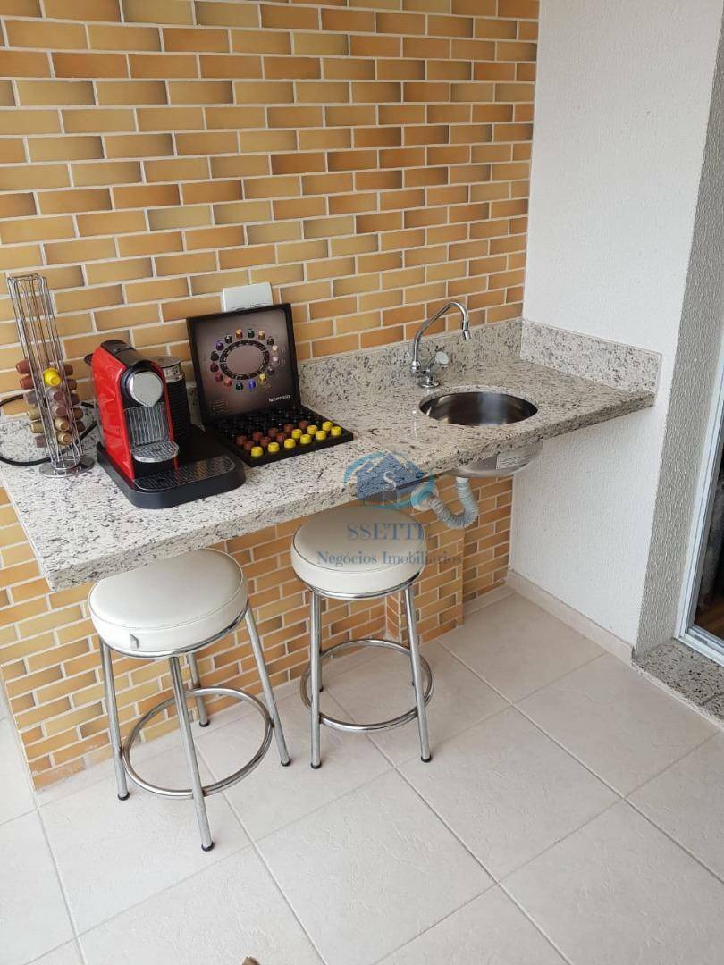 Apartamento à venda com 2 quartos, 69m² - Foto 5