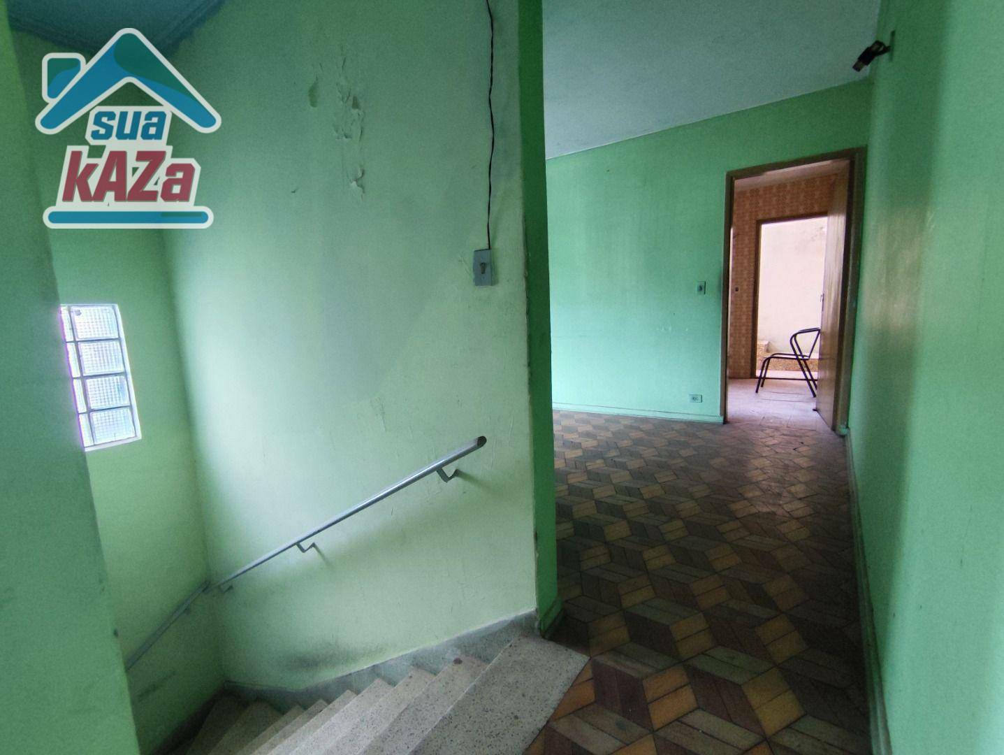 Casa à venda com 6 quartos, 210m² - Foto 7