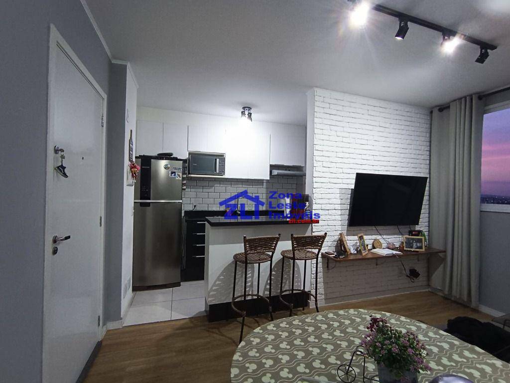 Apartamento à venda com 2 quartos, 44m² - Foto 4