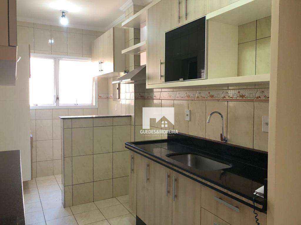 Apartamento à venda com 3 quartos, 82m² - Foto 4