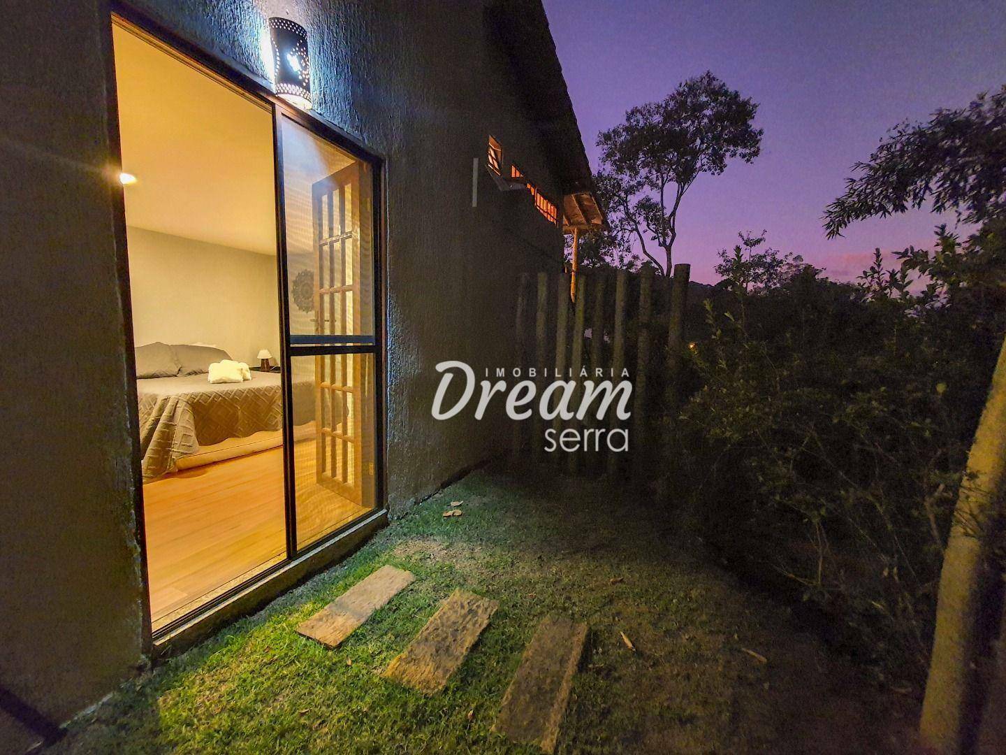 Casa de Condomínio à venda com 4 quartos, 350m² - Foto 36