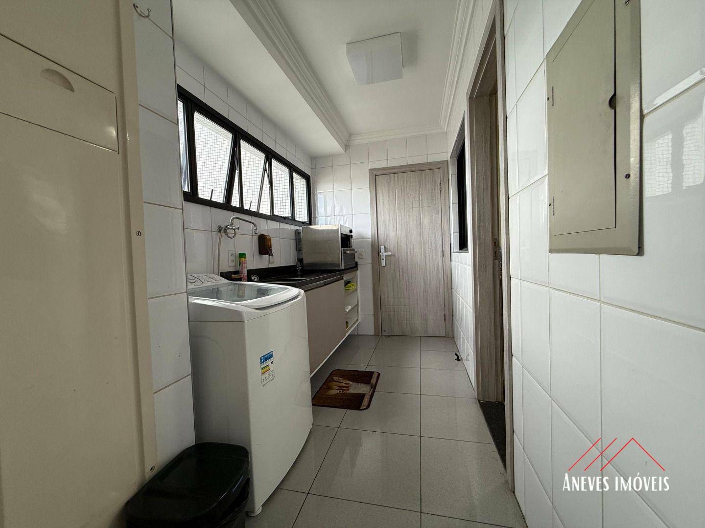 Apartamento à venda com 3 quartos, 221m² - Foto 41