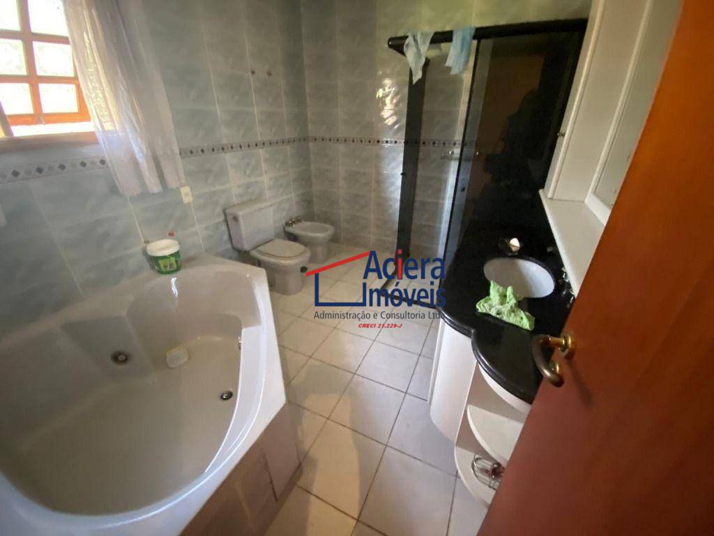 Casa de Condomínio à venda com 3 quartos, 320m² - Foto 23